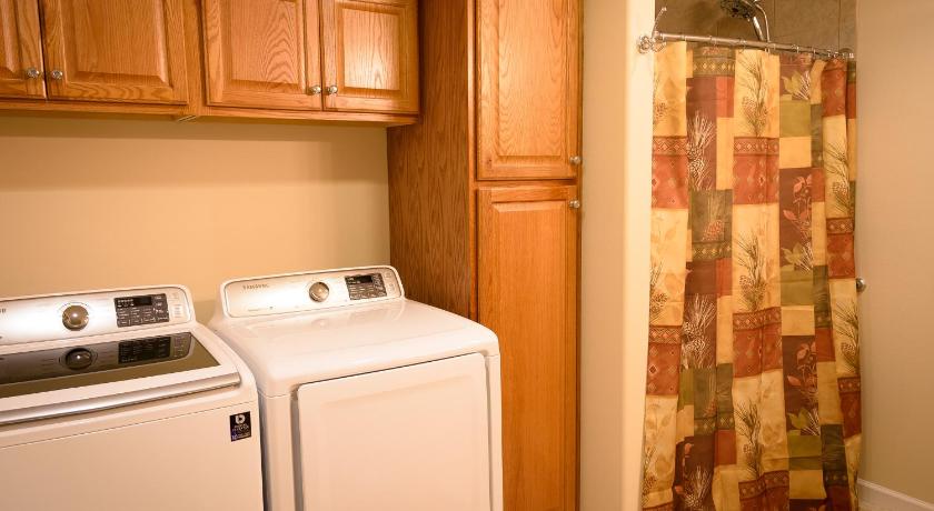 Eagle's Eye Vacation Rentals photo