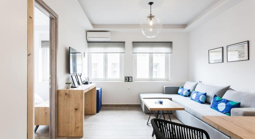 CosmosDome / Best apartment in the heart of Athens ! — Hotel in Athens