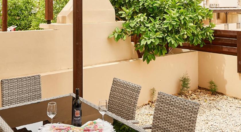Kyklades Angie Resort - image 5
