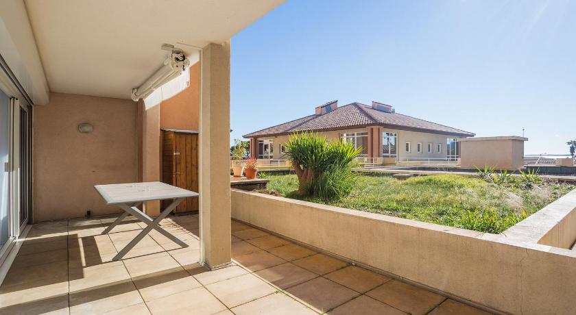 Image of Prestige Two-Bedrooms Apartment (6 People) 4