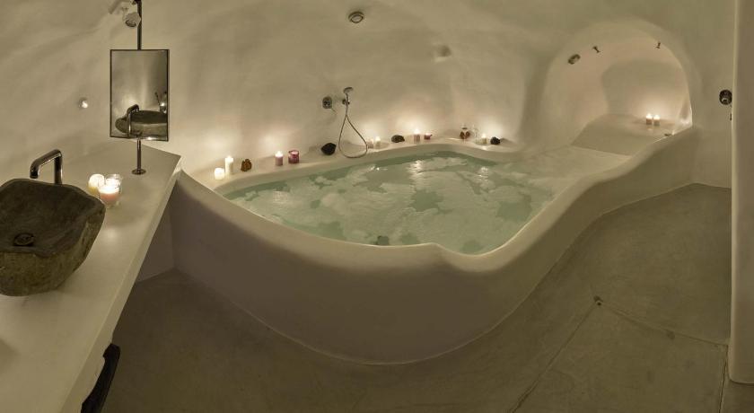 Cave Suite Oia photo