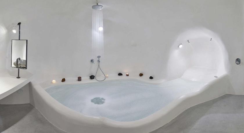 Cave Suite Oia photo