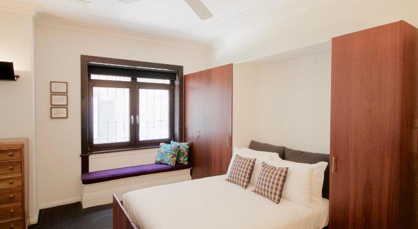 Regents Court Sydney photo