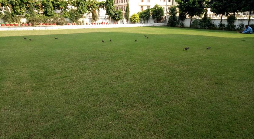 Hotel Taj Darbar Bodhgaya photo