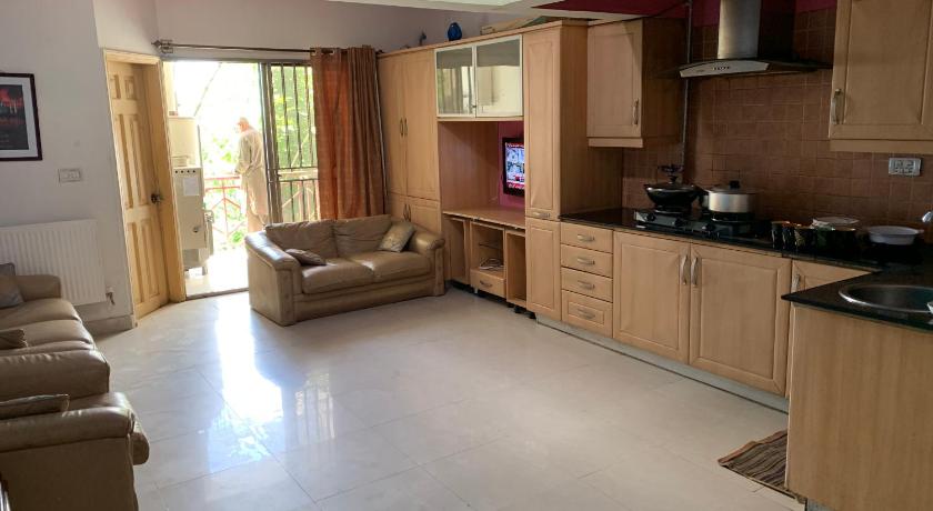 The Mall Apartment — Hotel in Murree