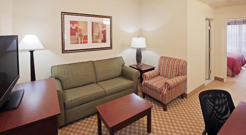 Country Inn & Suites by Radisson, Tulsa, OK