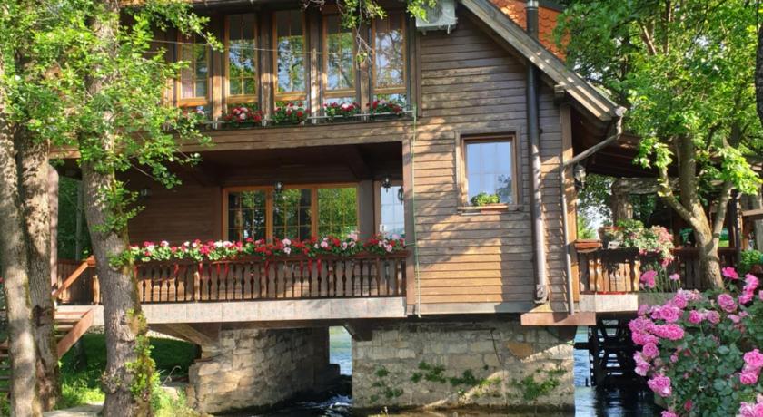 Apartments MLIN — Hotel in Bihac