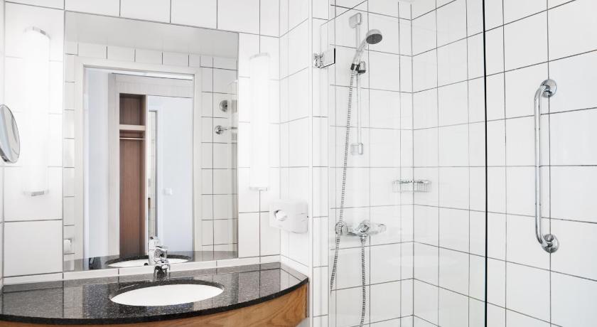 Image of Net Zero Standard Room 2