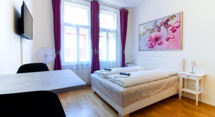 Bouquet Apartments — Hotel in Prague