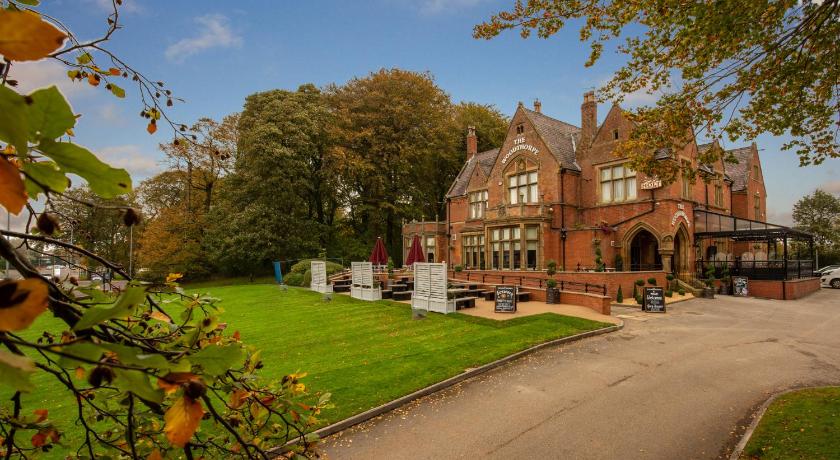 Woodthorpe Hotel photo