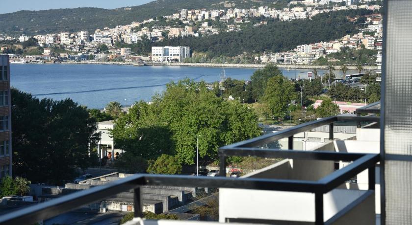 Image of Suite with Balcony and Sea View 1