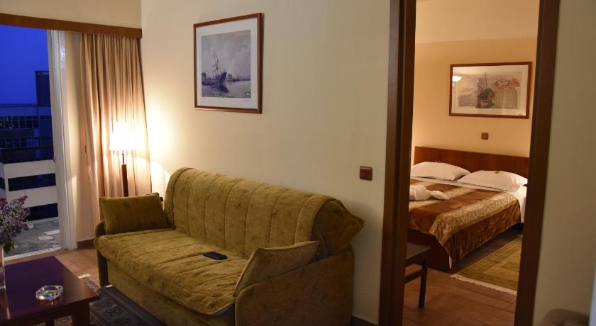 Image of Suite with Balcony and Sea View 7