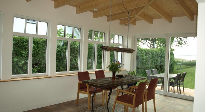 Ferienhaus Kranichblick photo