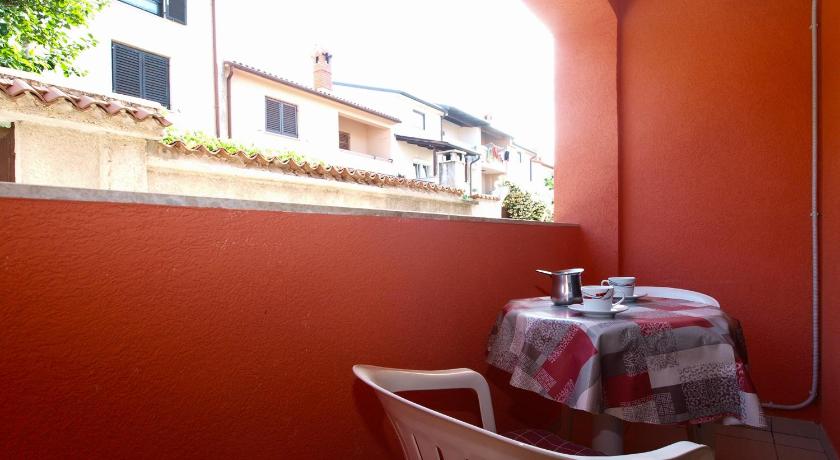 Apartment 898 - image 23