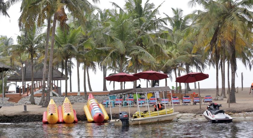 Maaha Beach Resort photo