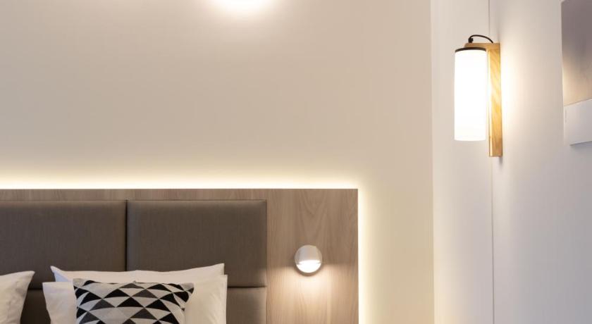 Image of Superior Twin Room 7