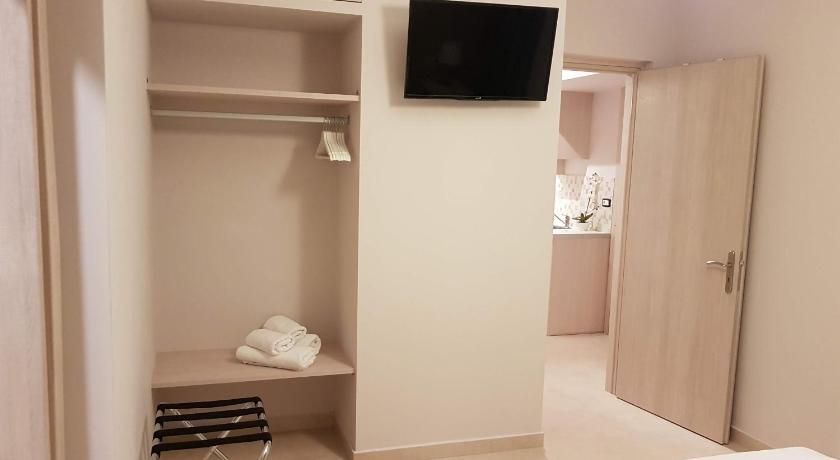 Image of Two-Bedroom Apartment with Sea View 13