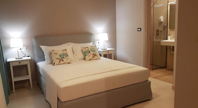 Image of Two-Bedroom Apartment with Sea View 3