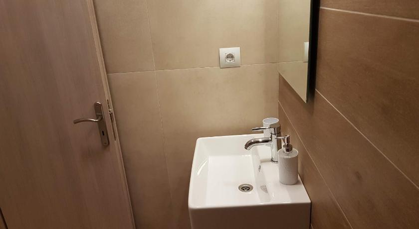 Image of Two-Bedroom Apartment with Sea View 16