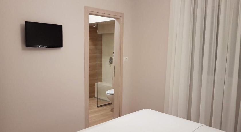 Image of Two-Bedroom Apartment with Sea View 11