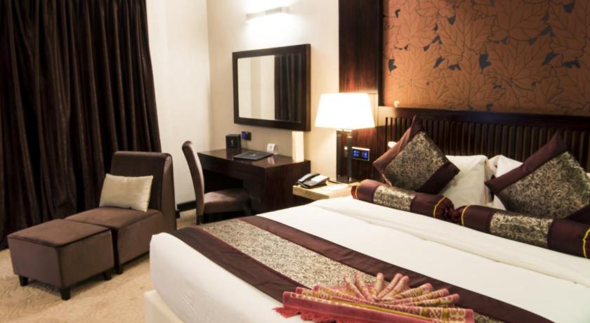 Image of Junior Suite 6