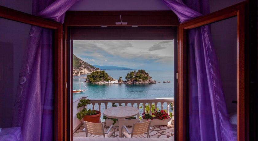 Alekas Parga Apartments photo