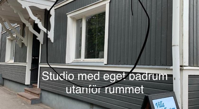 Image of Studio with Private External Bathroom 12
