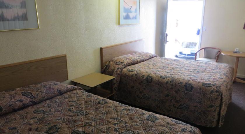 Economy Inn Fort Dodge Fort Dodge Ia Room Rates Photos