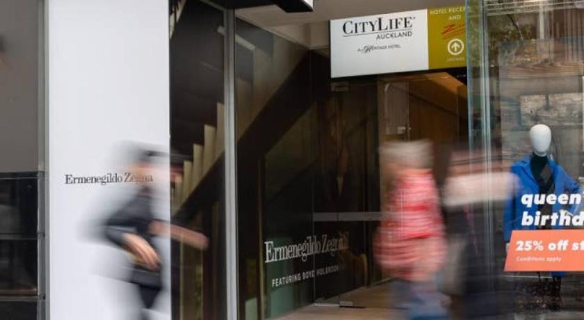 Stylish stay on Queen Street photo