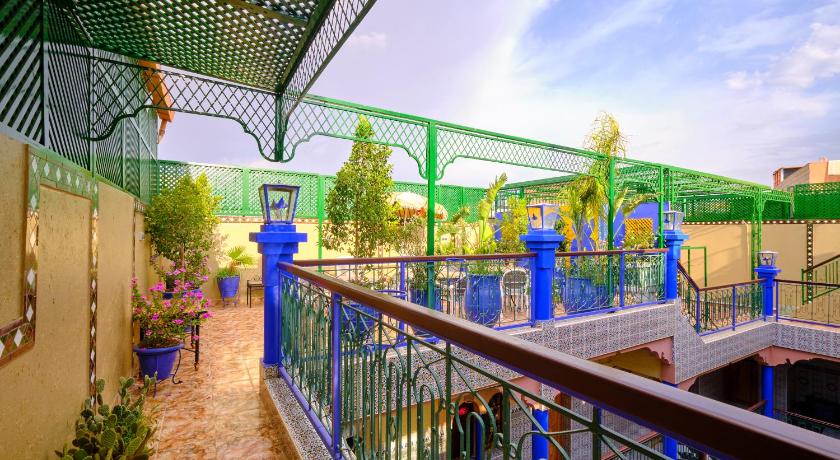 Hotel Central Palace photo