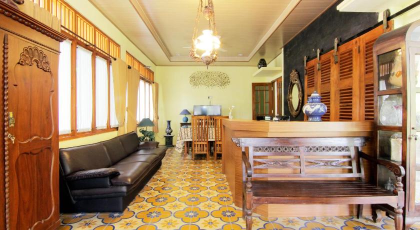 Embe Joglo Homestay - image 11
