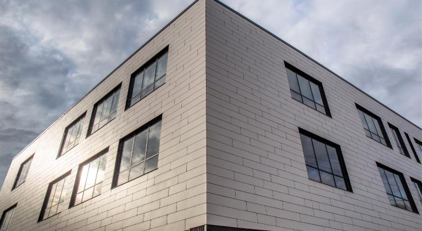 Hew &amp; Draw Hotel — Hotel in Corner Brook
