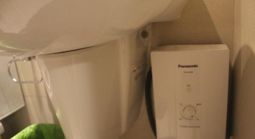 AZURE C4 BEACHPOOL balcony wifi MULTIPLE UNITS photo