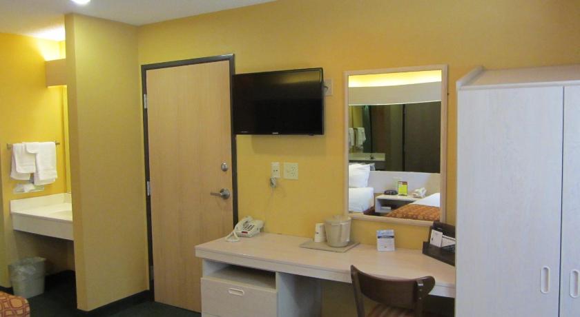 Microtel Inn & Suites by Wyndham Amarillo photo