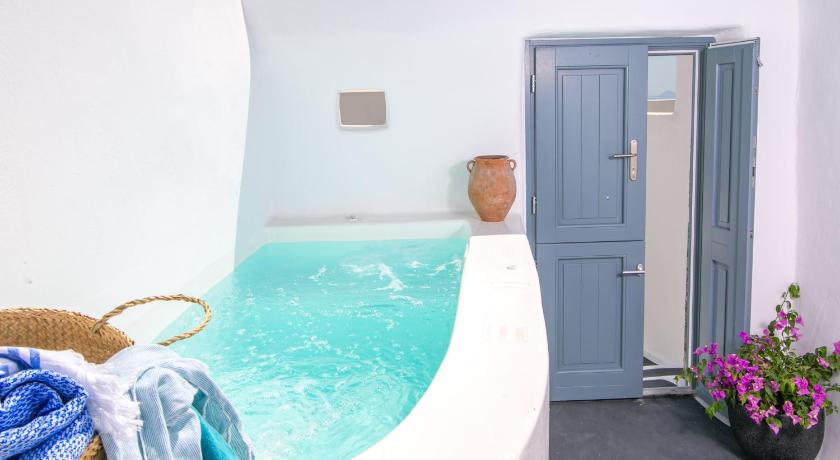 Demeter Cave House - Luxury Adults Only Cave House photo