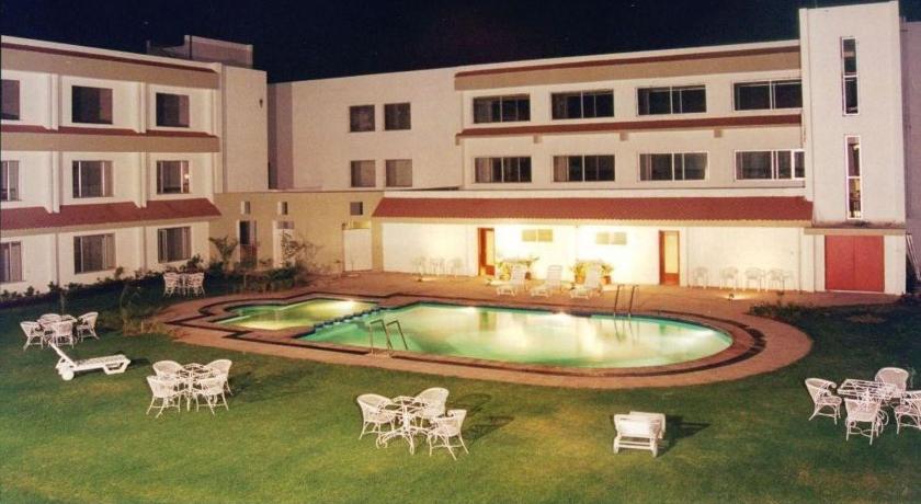 Hotel Express Residency - Jamnagar