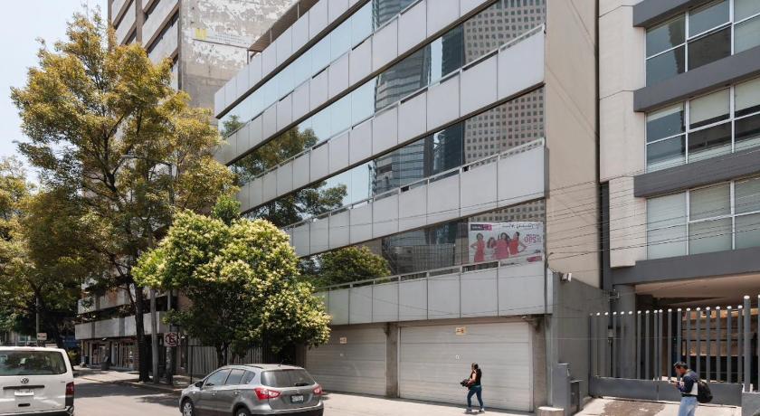 Suites Melchor Ocampo 445 photo