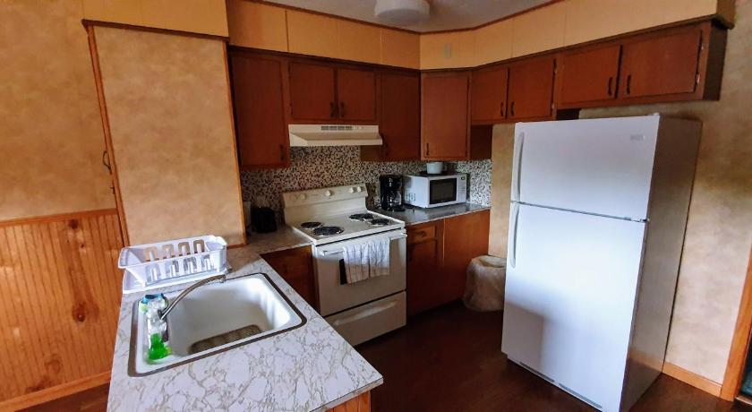 Poughkeepsie (NY) Red Ranch Inn 2-Star Accommodation exterior