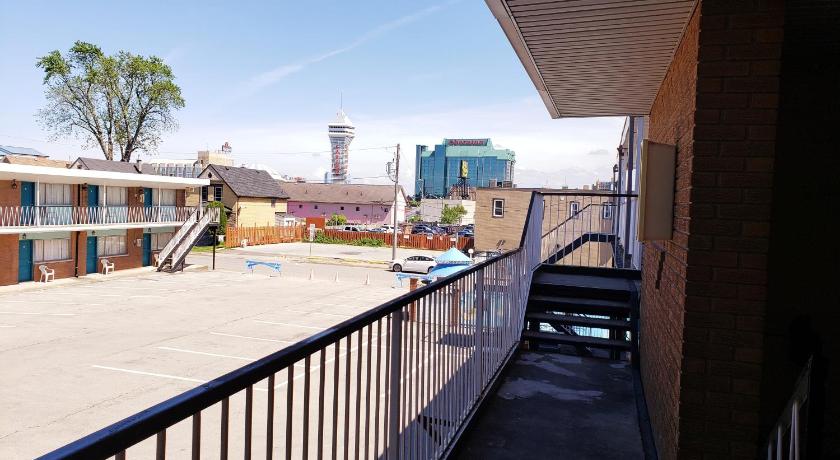 Olympia Motel photo