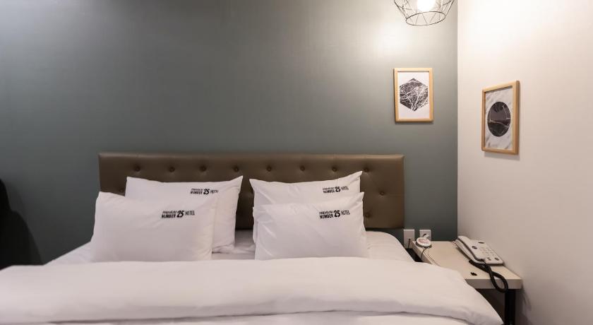 Image of Deluxe Double Room - No Parking 1