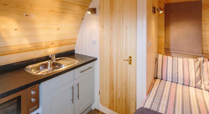 Mallow Glamping Pod photo