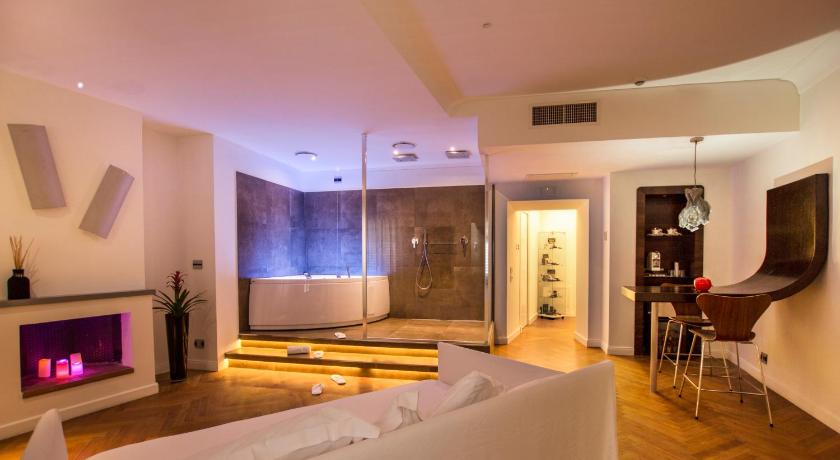 Image of Royal Suite up to 2 pax 1