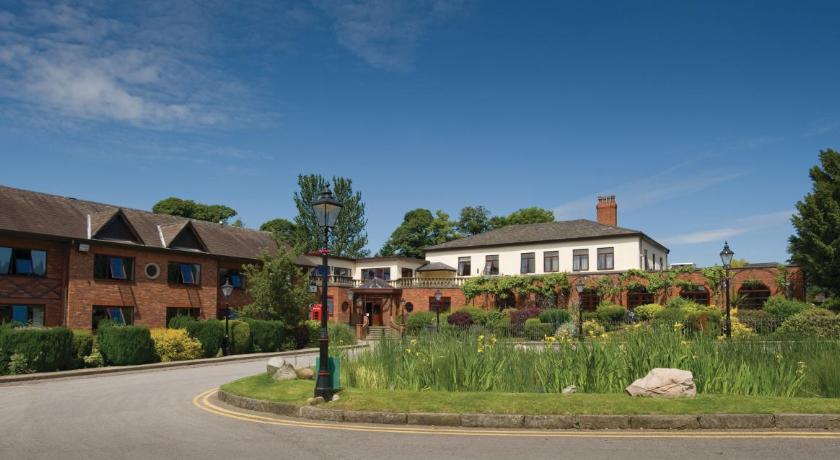 Bredbury Hall Hotel