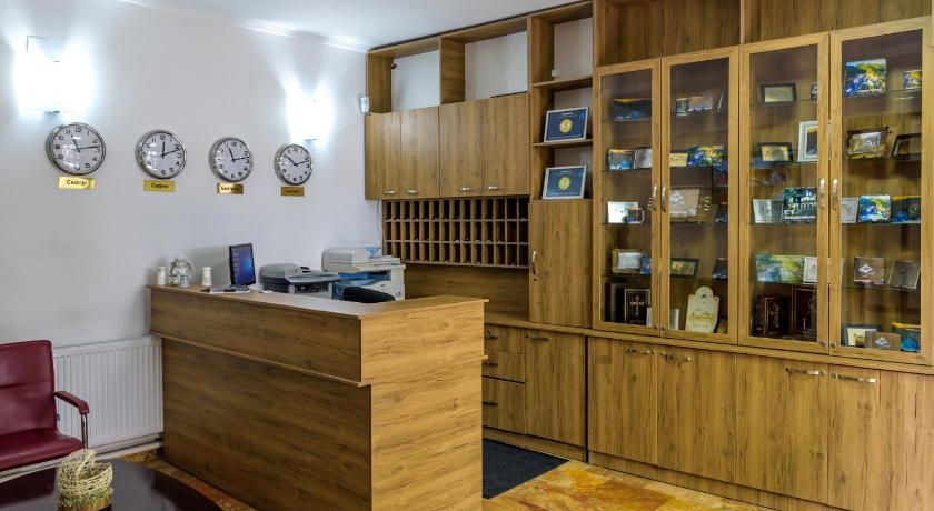 Hotel Manastir Sv. Joakim Osogovski photo