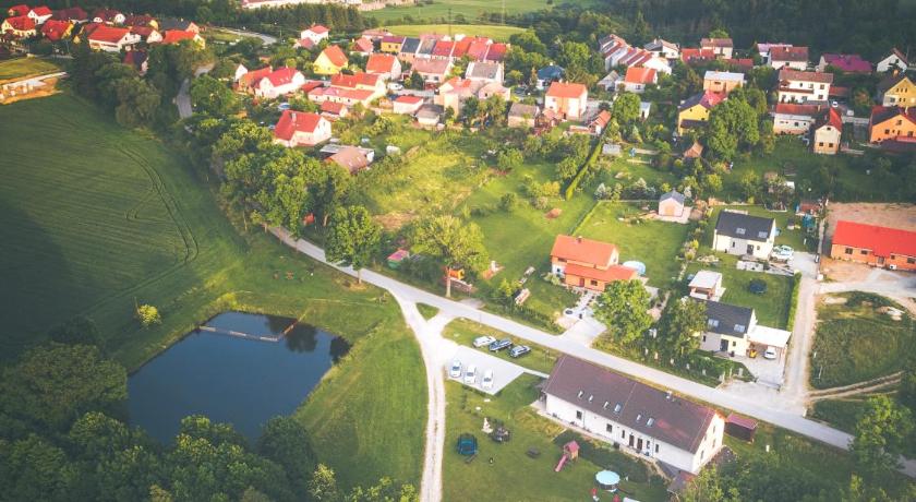 BOOK FROM NZ$52 >> Penzion Na Podlesi ve Zlate Korune in Zlata Koruna ...
