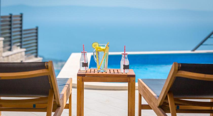 Villa Harmony photo