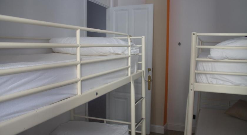 Hostel Royalty ALBERGUE photo