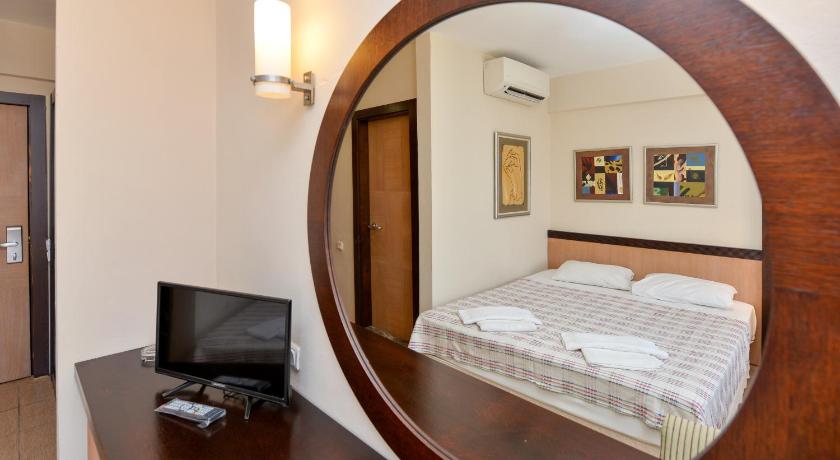 Bezay Hotel
