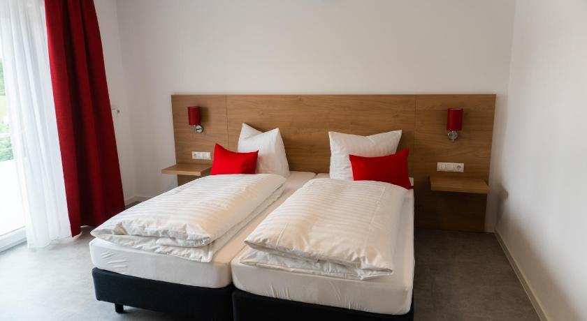 Pension Haas-Hotel am Turm — Hotel in Rottweil