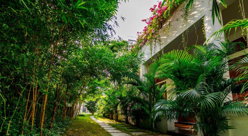 SR Jungle Resort - image 37